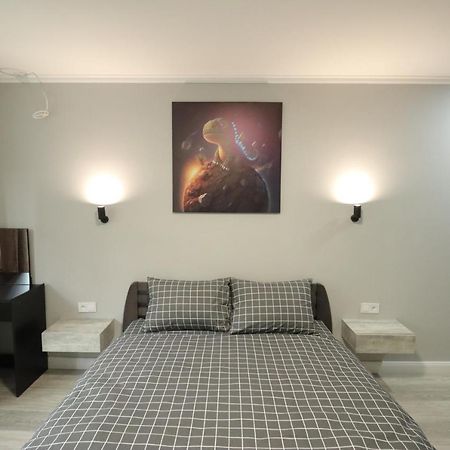 Cosmos Apartment Ternopil Bagian luar foto